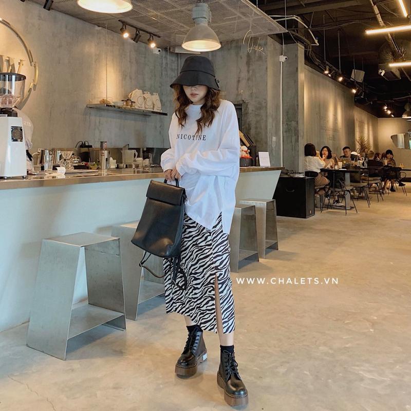 Bạn muốn làm mới bản thân mình, hãy đến với Chalets Shop nơi có những món đồ cực chất, mạnh mẽ, cá tính không phải ai cũng có thể mặc được
