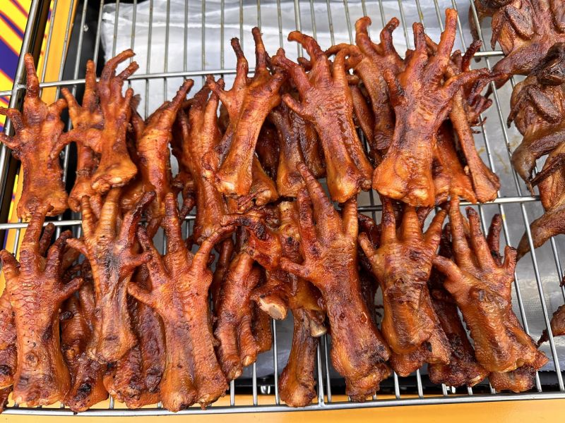 Chân Gà Bà Lượm