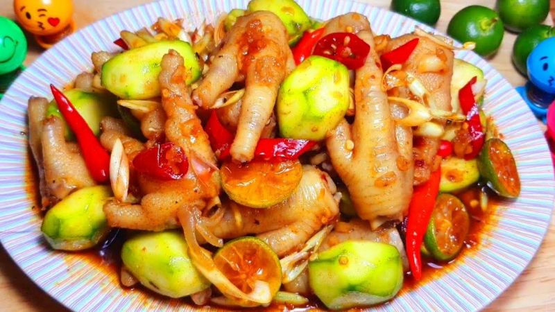 Chân gà sốt thái cóc non