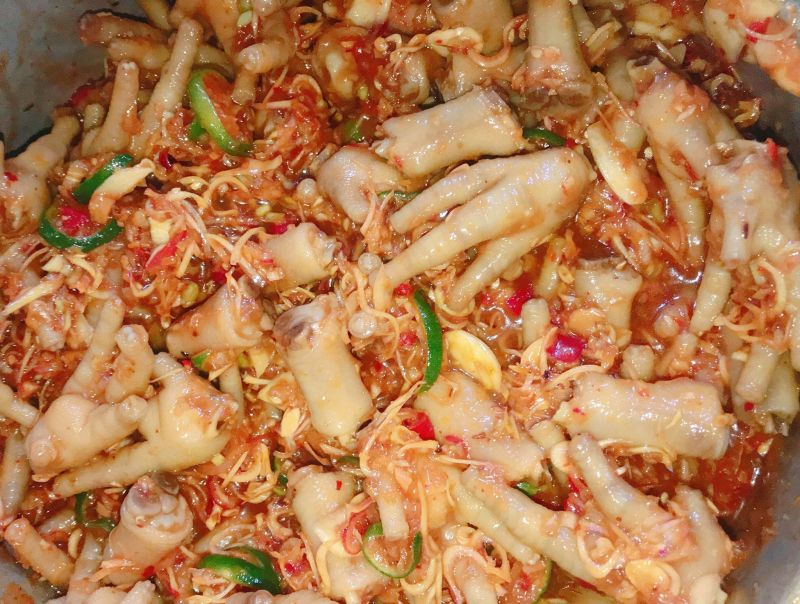Chân gà sốt thái Lộc Phát