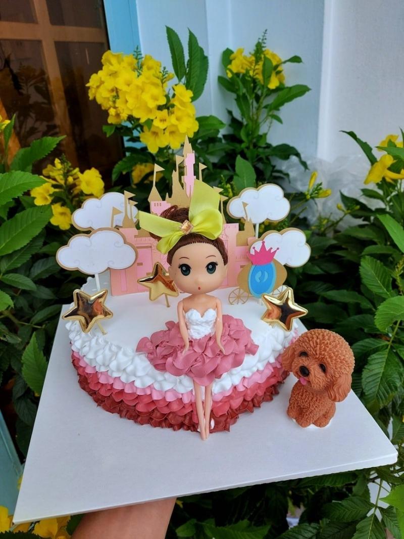 Chàng Trai Bánh Kem