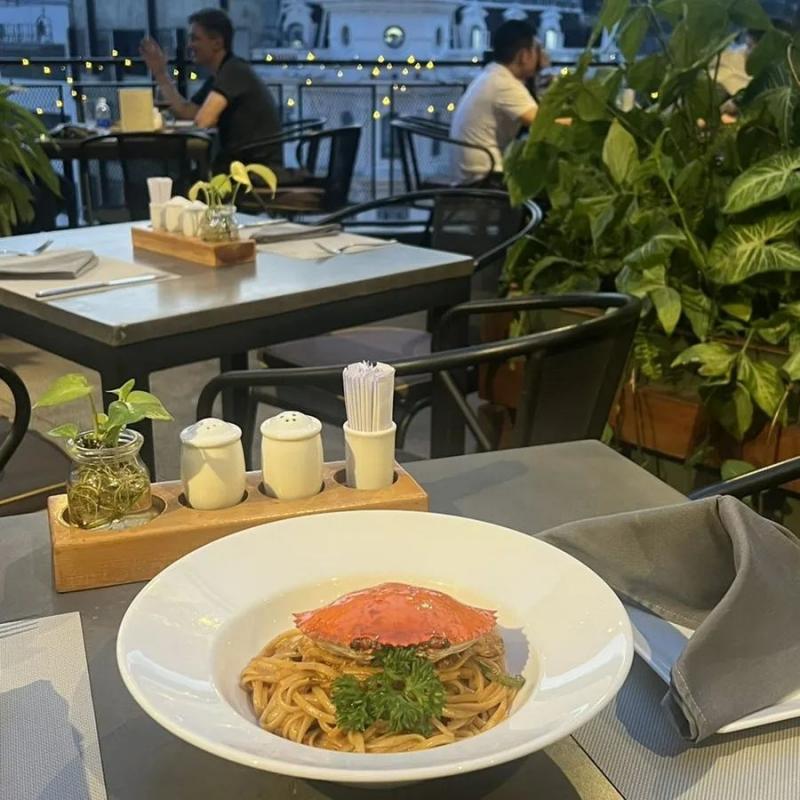 Chanh Bistro Rooftop Saigon