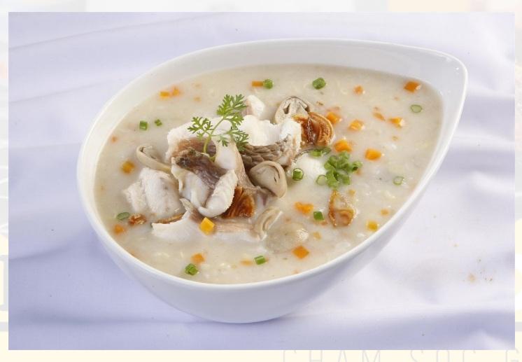 Cháo cá lóc với khoai tây, cà rốt