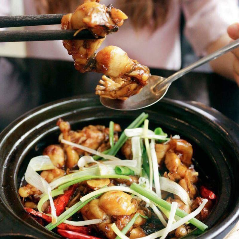 Món ếch thơm lừng, dậy mùi vị