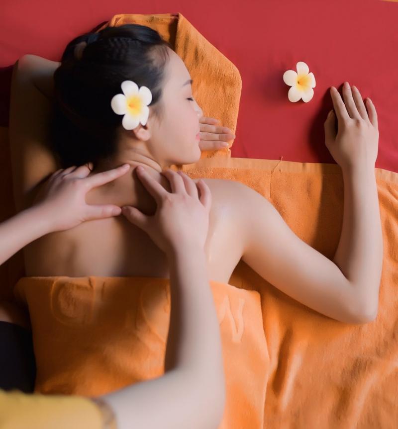 Cham Spa & Massage