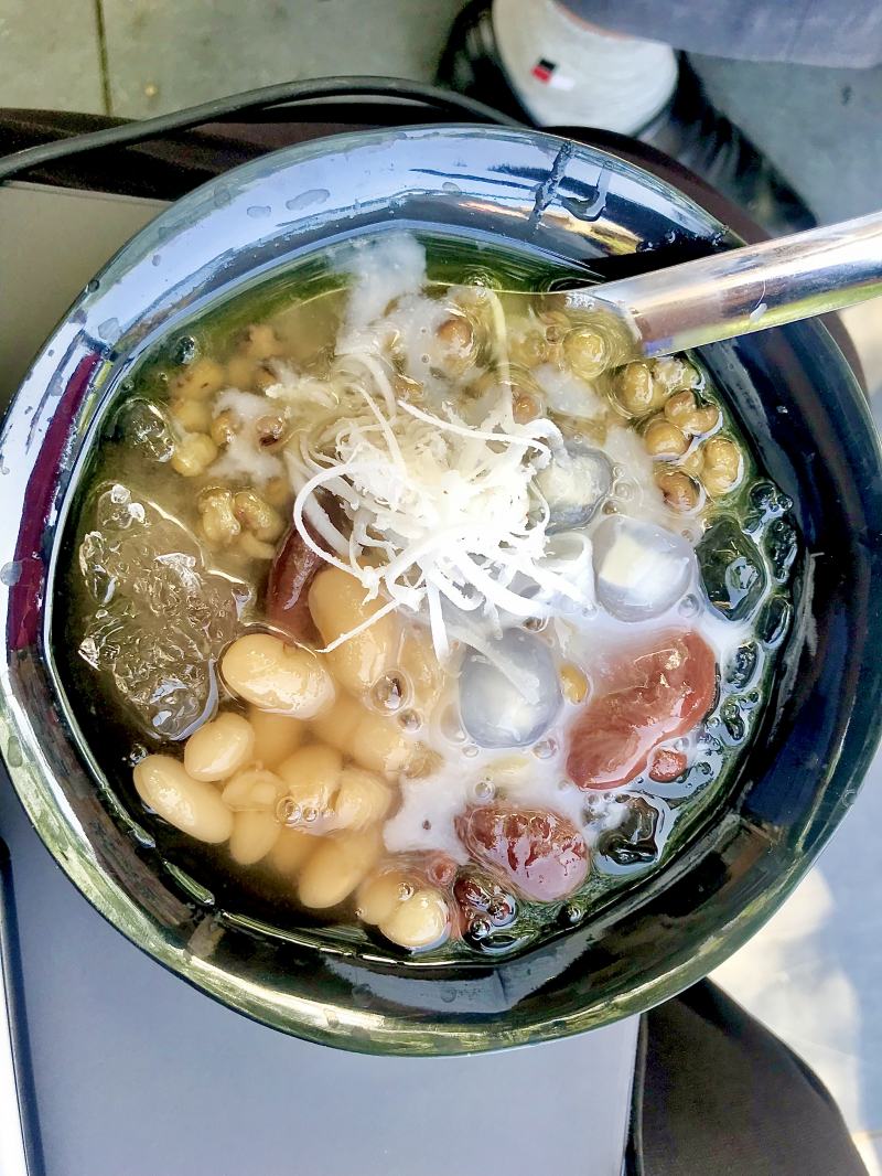 Chè Bà Mụ Hội An