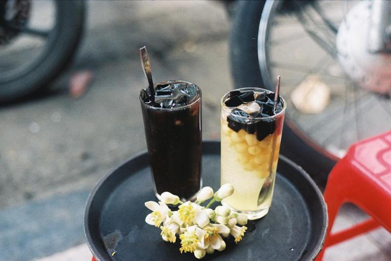 Chè Bốn Mùa