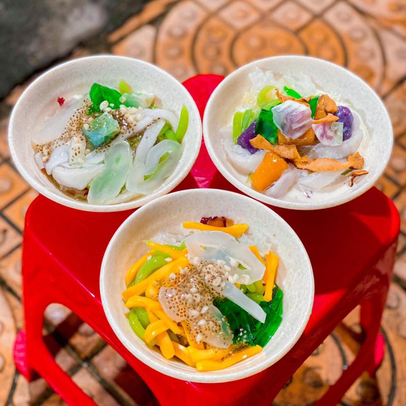 Món chè hấp dẫn tại quán Chè Cô Chu