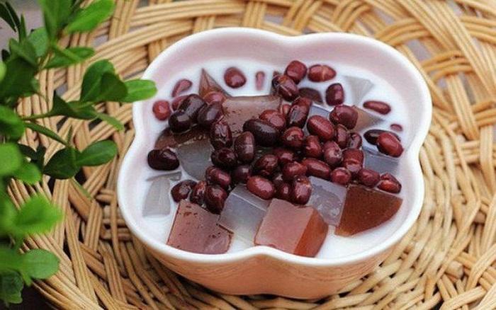 Thưởng thức chè đậu đỏ