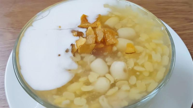 Chè đậu xanh hạt sen