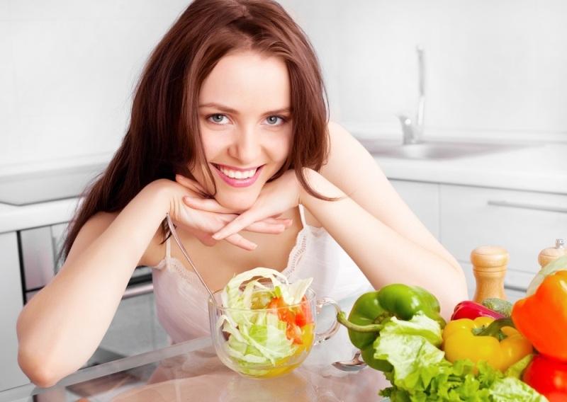 Ăn uống đóng vai trò quan trọng trong việc làm đẹp và chăm sóc da mùa hè