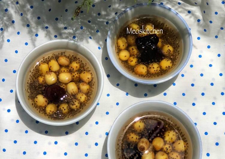 Chè hạt sen táo đỏ hạt chia