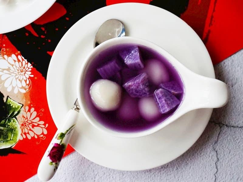 Chè khoai lang tím long nhãn