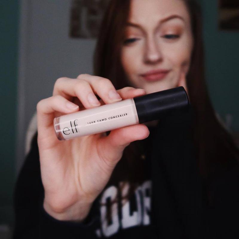 Che khuyết điểm E.l.f Maximum Coverage Concealer Oil Free
