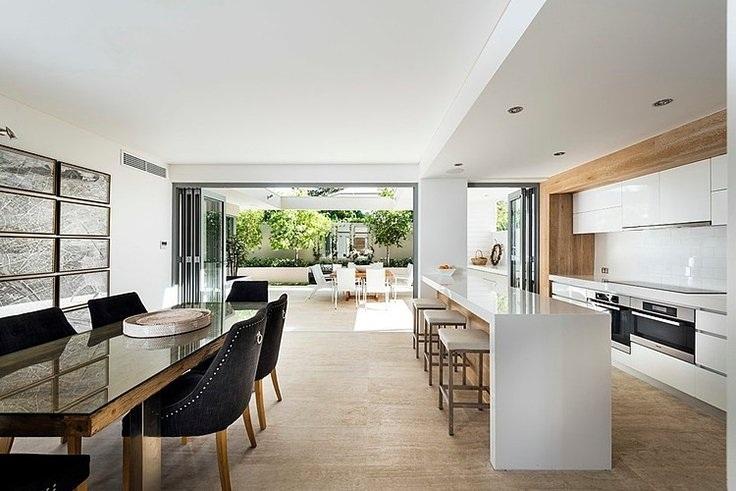 Điểm nhấn là những chi tiết màu đen