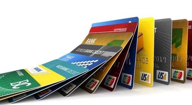 Tân sinh viên nên học cách chi tiêu hợp lý
