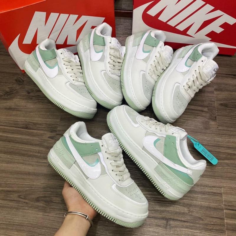 Chicago Sneaker
