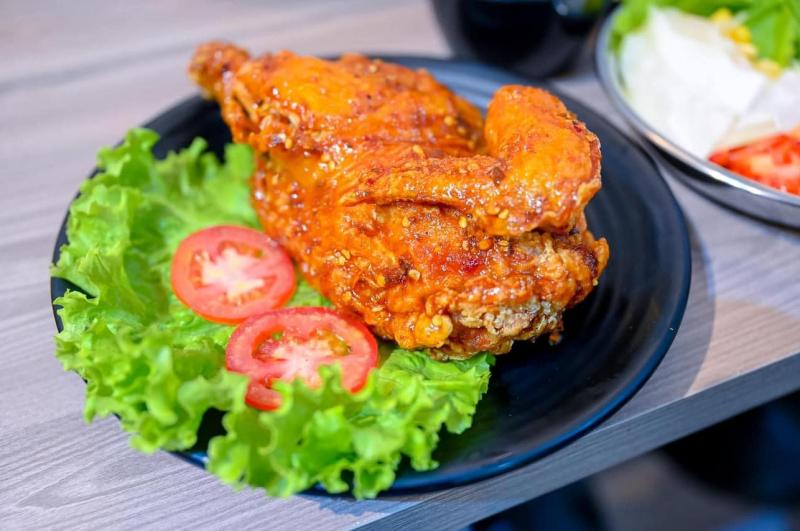 Chicken Plus - Trần Cao Vân