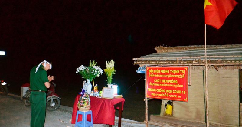 Chiến sĩ biên phòng không thể về chịu tang cha vì COVID-19