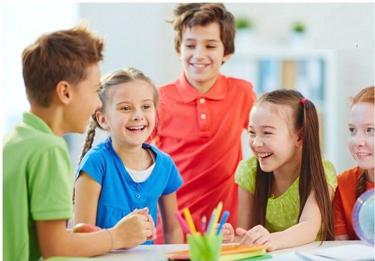 Cho con bạn thấy đọc sách là một việc đầy lý thú.