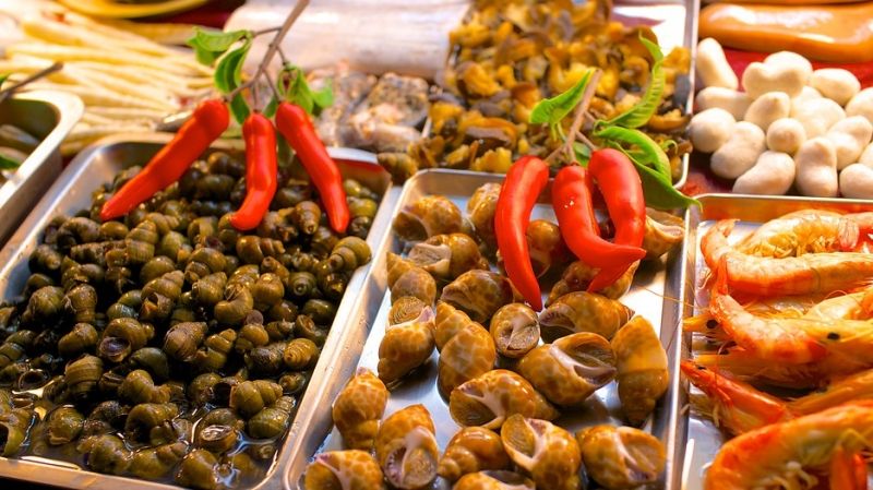 Chợ đêm Lục Hợp (Liuhe)