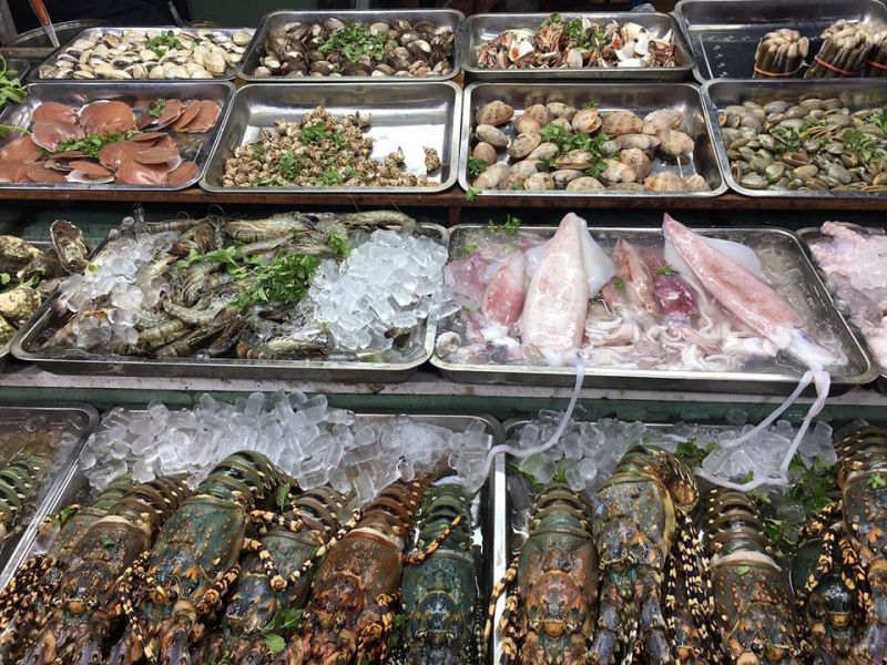Chợ đêm Sơn Trà