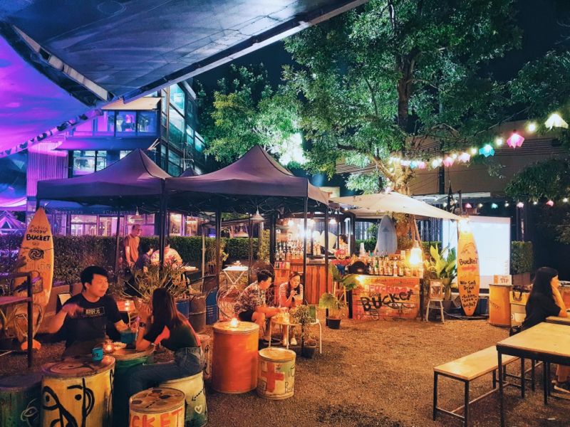 Chợ Máy Bay Chang Chui