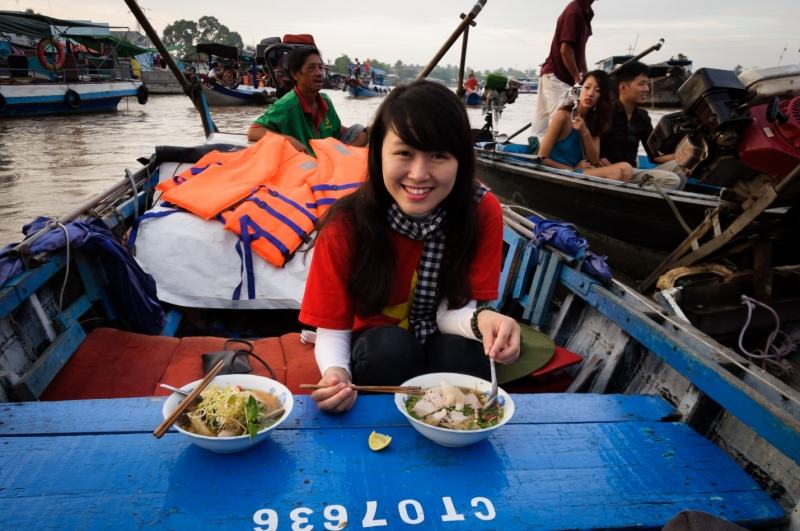 Đến đây được thưởng thức những món ăn dân giả, bình dân.