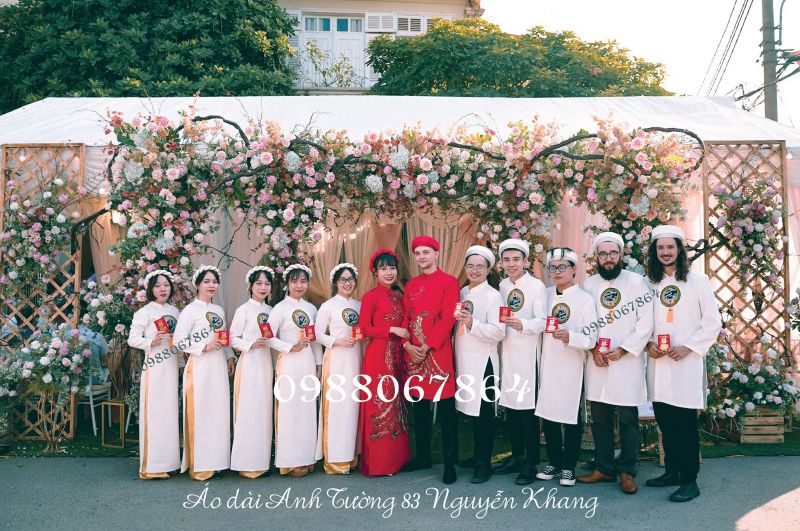 Cho Thuê Áo Dài Anh Tường