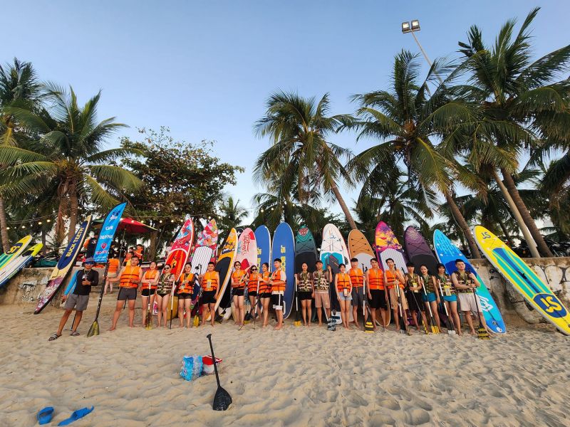 Cho thuê chèo SUP Đà Nẵng - Gôn Huỳnh