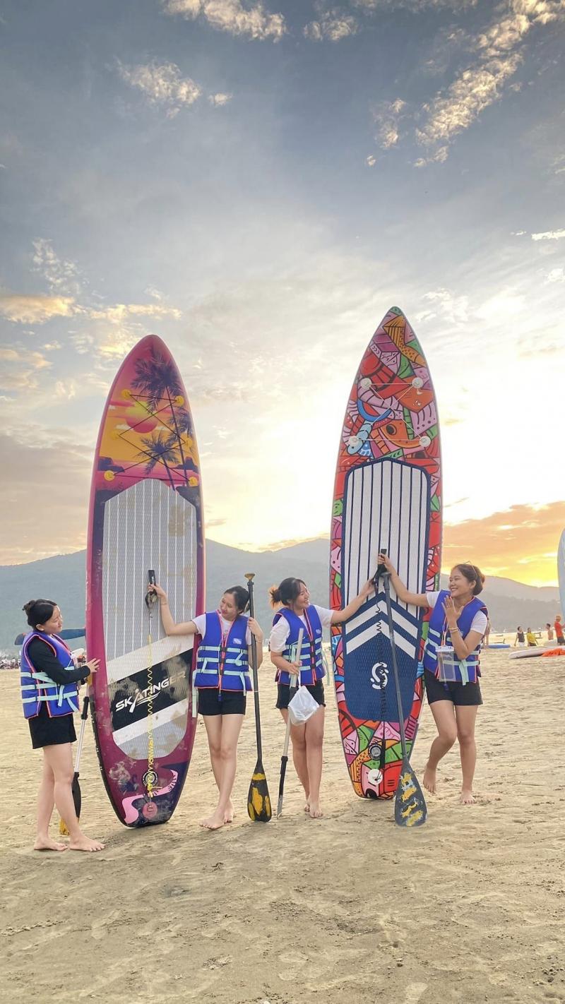 Cho thuê chèo SUP Đà Nẵng - Gôn Huỳnh