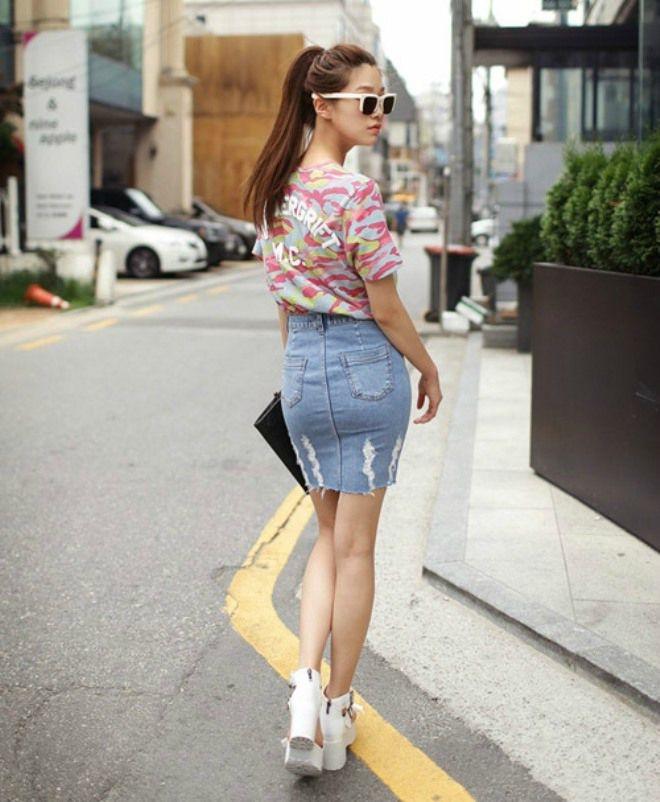 Dạo bước tự tin bên chiếc váy cạp cao