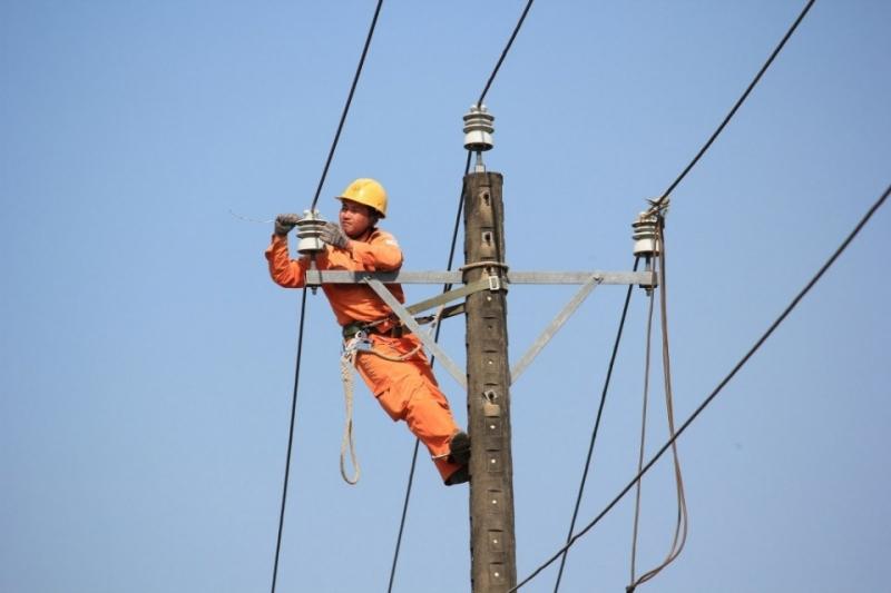 Chú thợ điện thân thiện