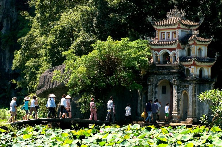 Chùa Bích Động