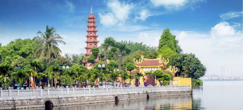Chùa Trấn Quốc trước kia có tên là Chùa Khai Quốc