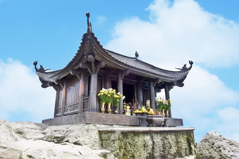 Chùa Đồng Yên Tử - một cõi mây trời nước Việt