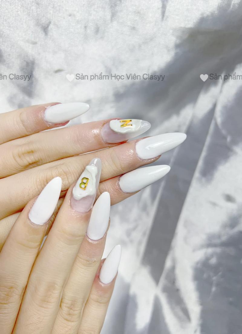 Classy Nail