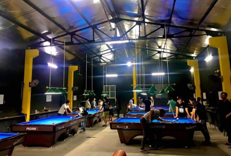 Clb Billiard Holliwood