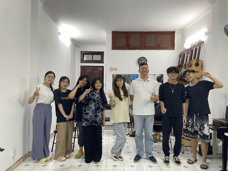 CLB Khuyến Nhạc