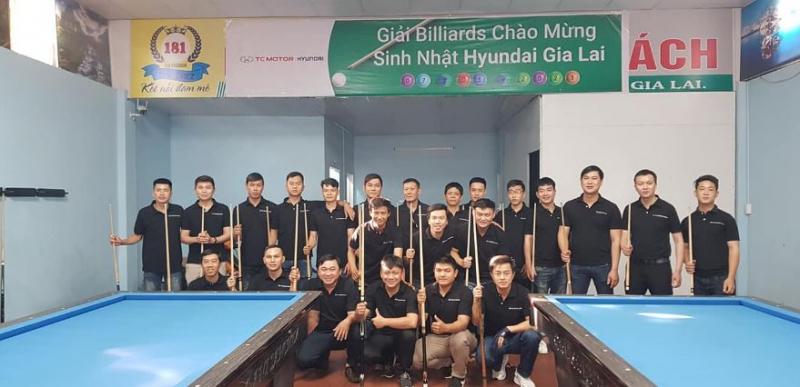 Club billiards Sanchez 181