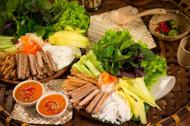 Cô Ba - Nem nướng Nha Trang