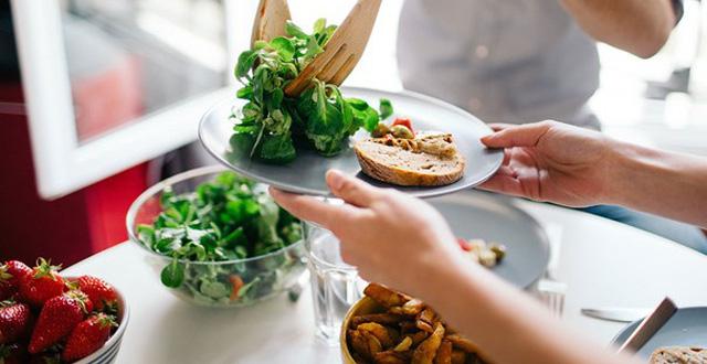 Có chế độ ăn uống lành mạnh