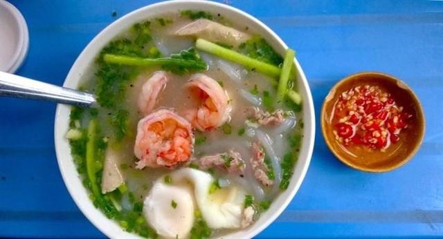 Cô Dung - Bún Nước & Chả Tôm