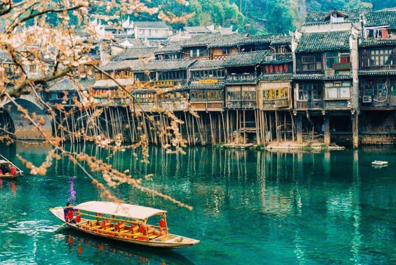 Cổ trấn Phượng Hoàng, Trung Quốc