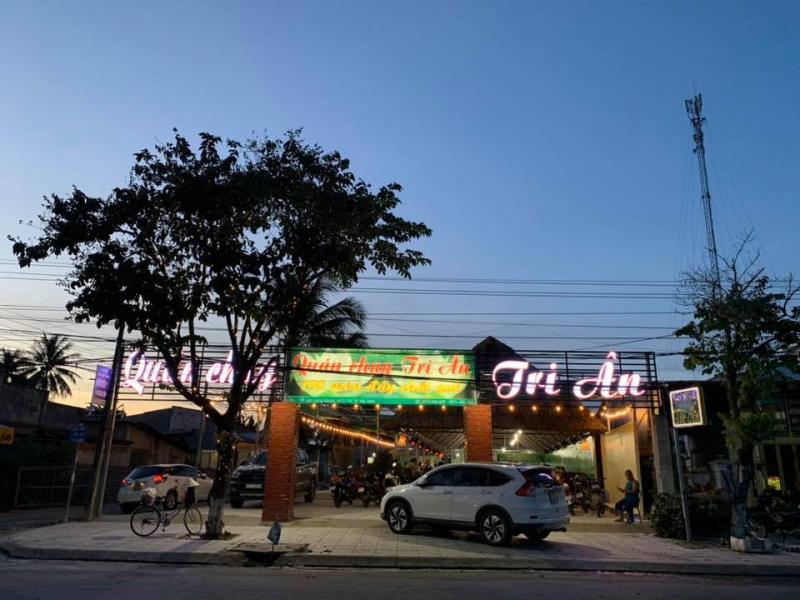 Cơm chay Tri Ân