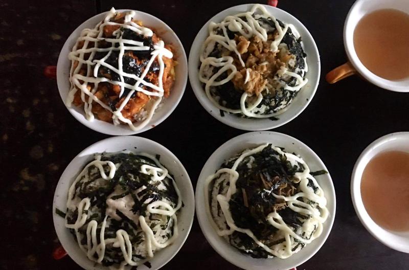 Cơm cốc Kup Bap