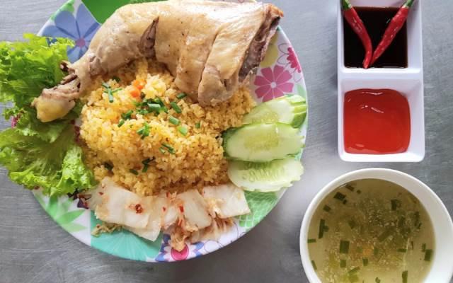 Cơm Gà Xối Mỡ Ánh Vy