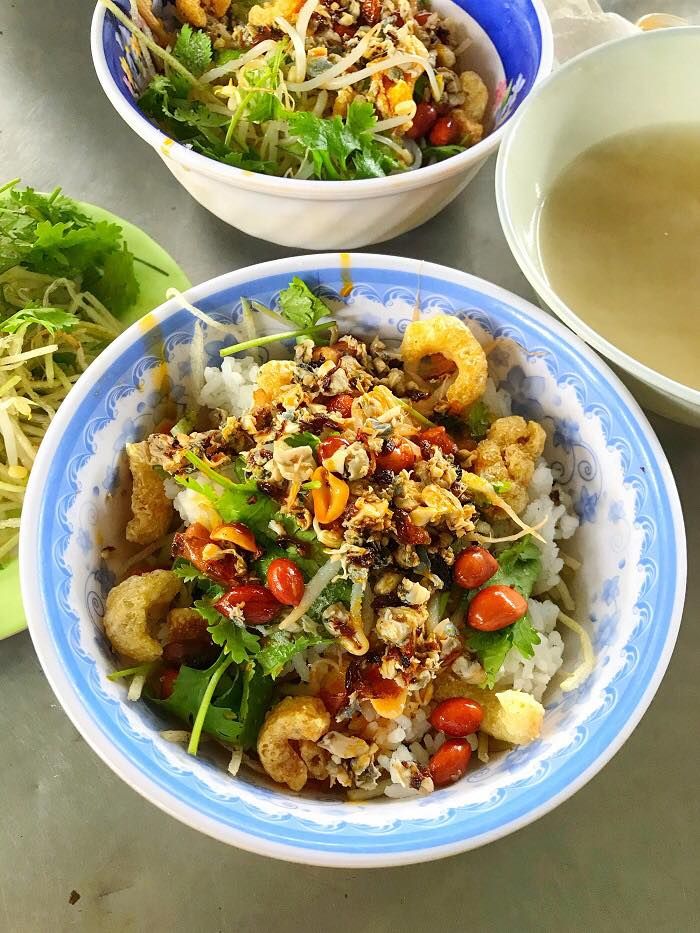 Cơm Hến O Nở