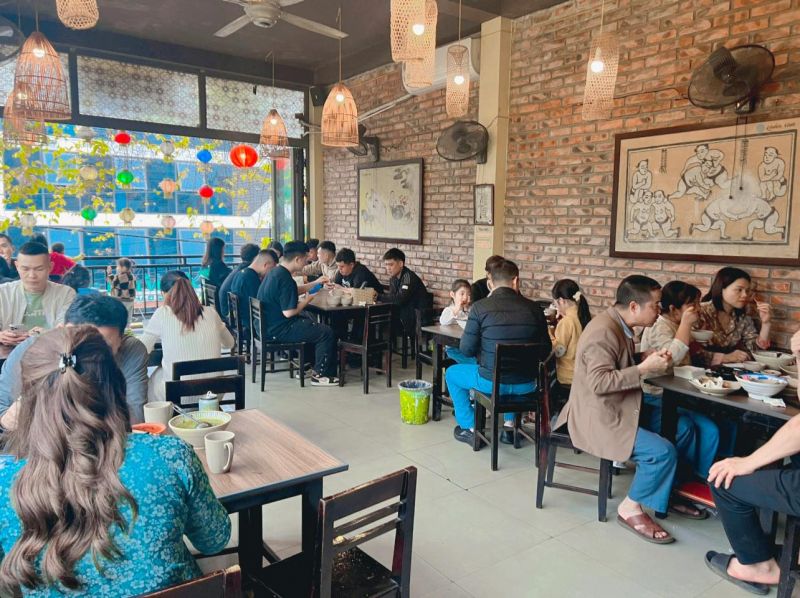 Hến xúc bánh đa - Quán Xưa