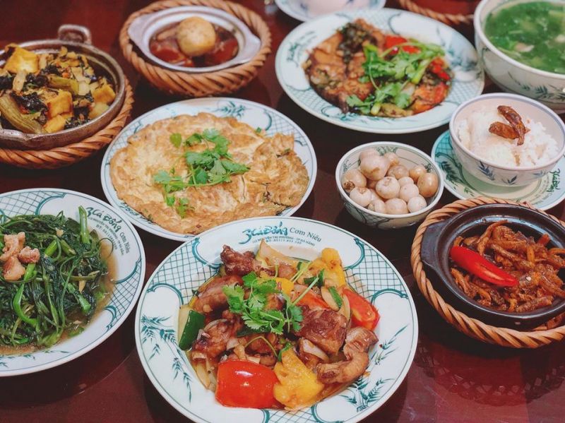 Cơm niêu 3 Cá Bống